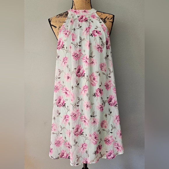 Altar'd State Dresses & Skirts - Altar’d State Floral Print Racerback Trapeze Dress Size Medium